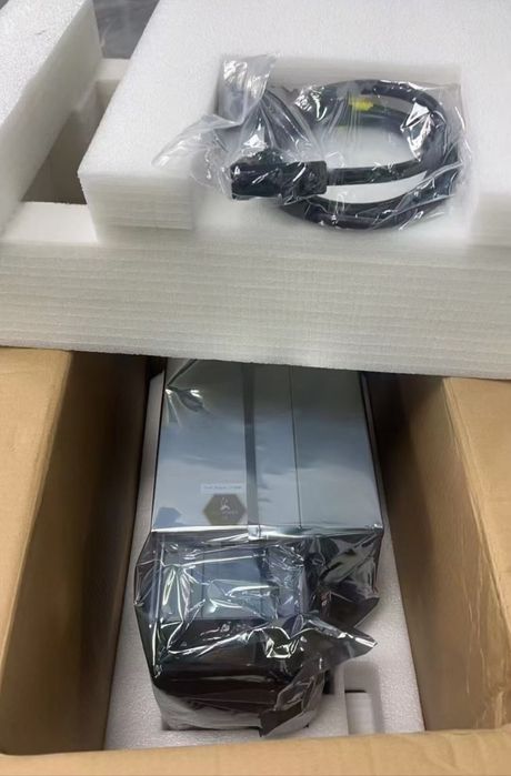 Vand asic Antminer s21 + 235 th