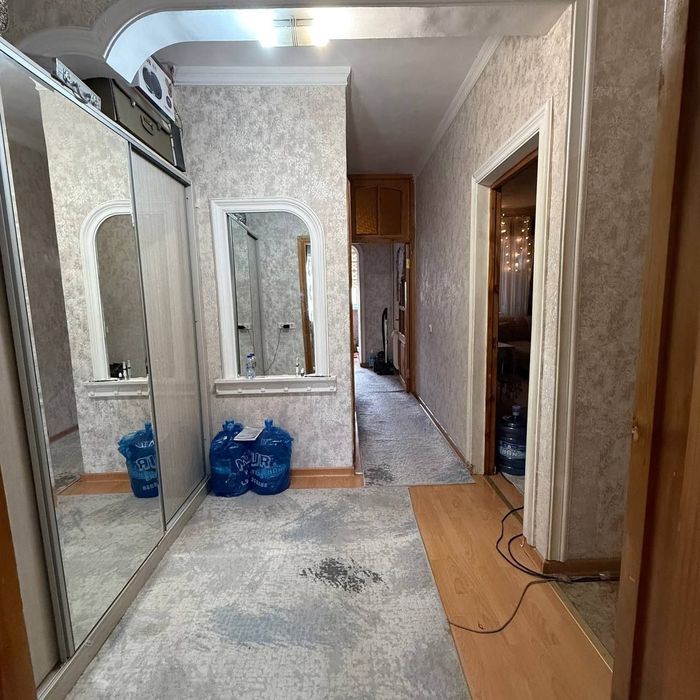 Квартира на Себзар-Корзинка 2/4/5 общ пл 60м с обстановкой