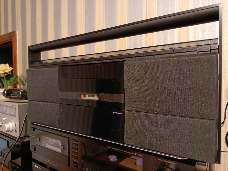 Магнитола Bang&Olufsen Beosystem 10