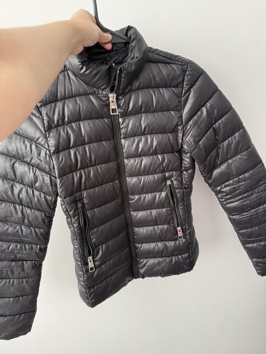 Продам куртку манго