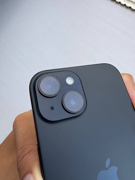 Продам Iphone 15 - 128 GB