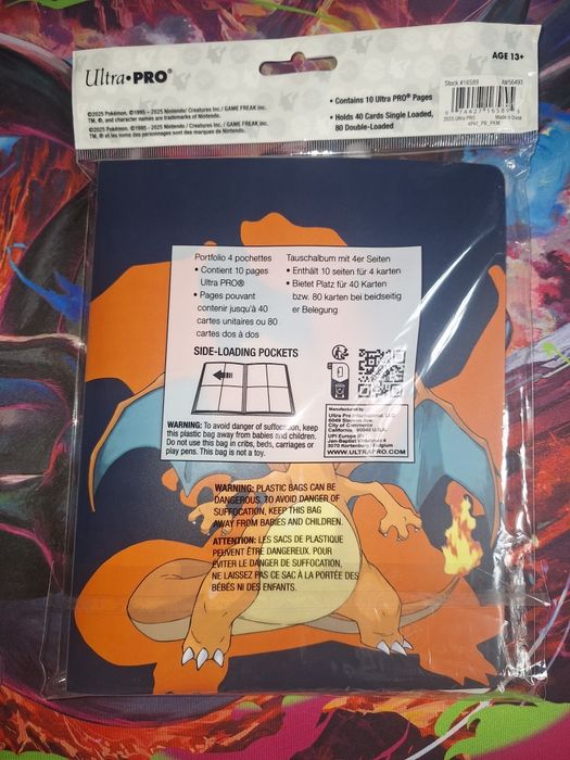 Pokemon сингли, Фигурки и Папки!