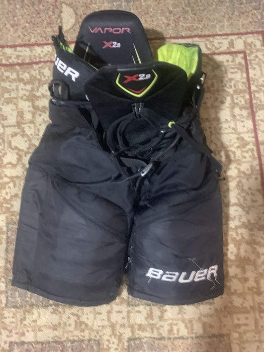 Продам хоккейную форму