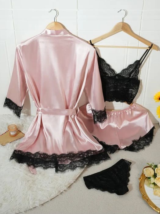 Елегантна пижама 4 части.