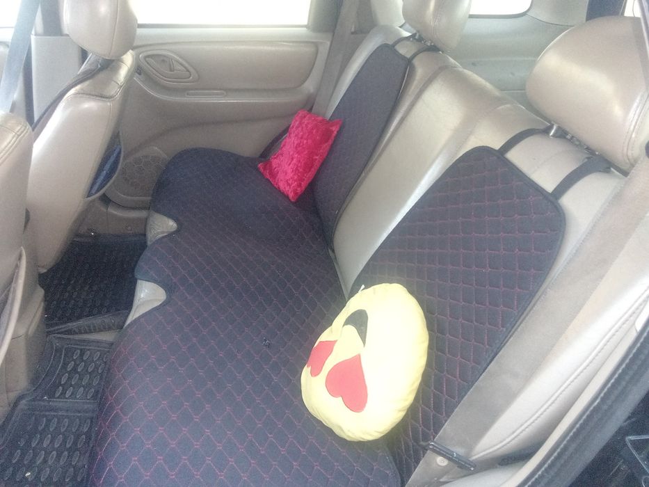 Продам срочно Mazda Tribute