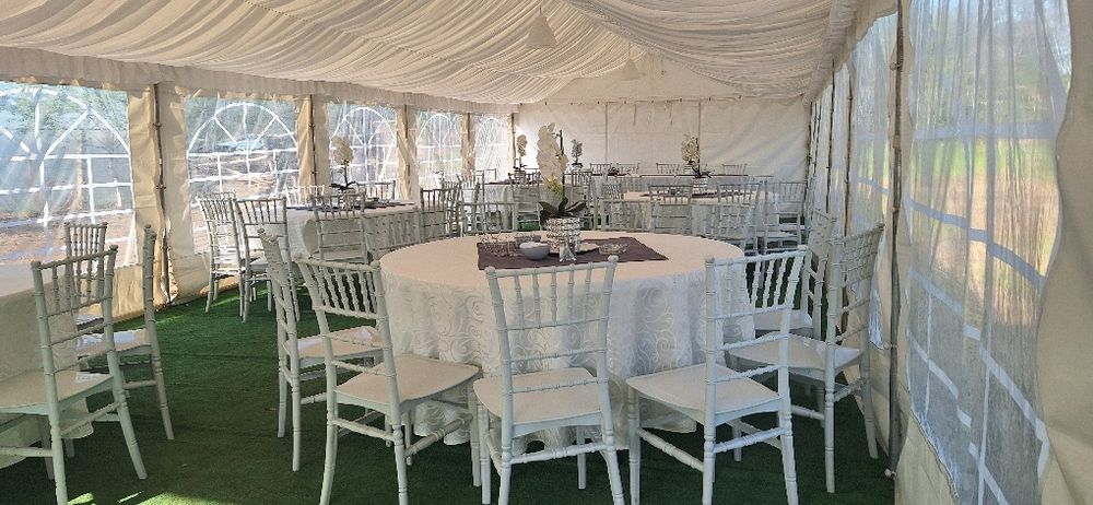 Cort profesional pentru evenimente unice din viata ta.