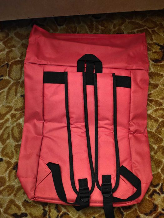 Практична и голяма раница