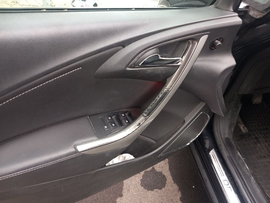 Opel Astra j - 1.7cdti-110кс/2012г./-на части