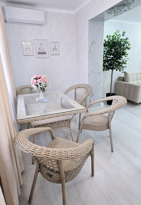 3ком Арбат посуточно. Площадь Аль-Фараби 2