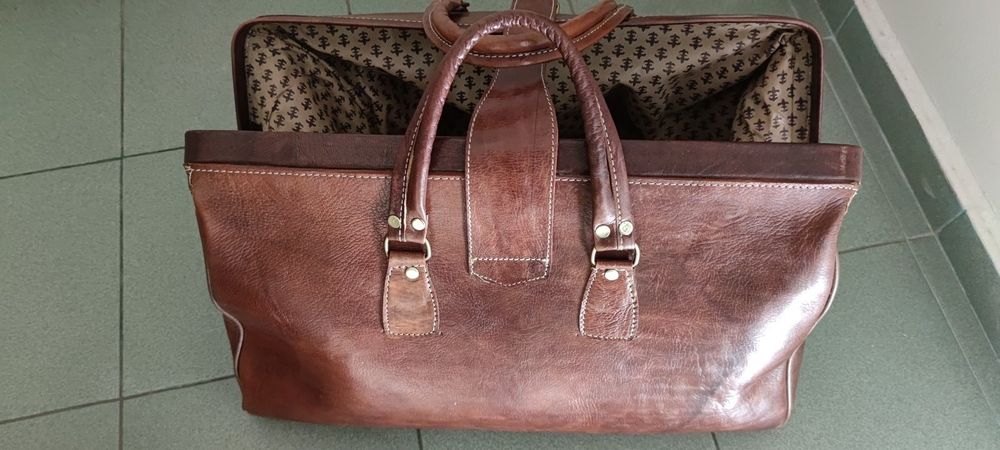 Пътна чанта от камилска кожа