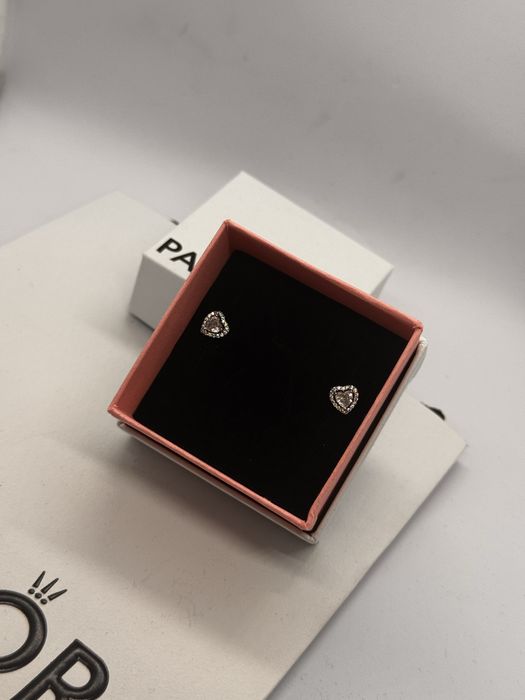 Пандора обеци Pandora