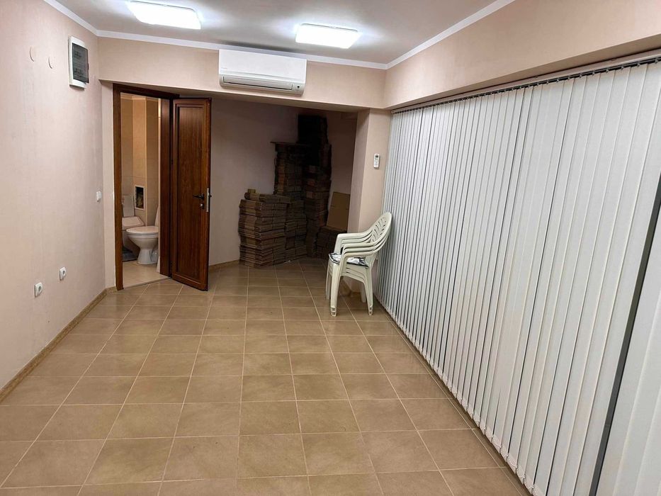 Продава се Магазин в Варна, Център - 26 кв.м за 2116 €/кв.м - Снимка #10
