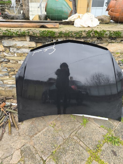 Преден капак Опел Астра Н черен металик предна решетка Опел Астра Н