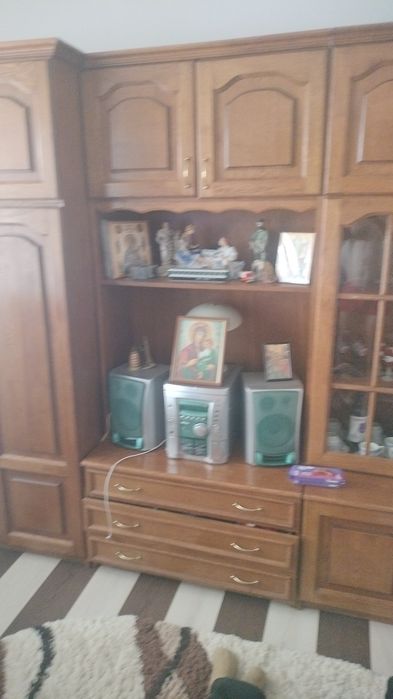 Biblioteca sufragerie sau living