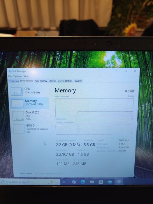 Лаптоп LENOVO ideapad + подарък чанта за лаптоп