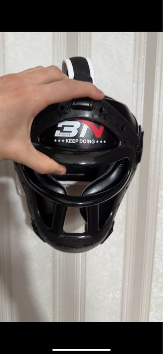 Продам шлем для бокса