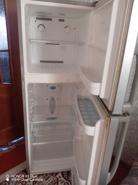 Холодильник б/у рабочий