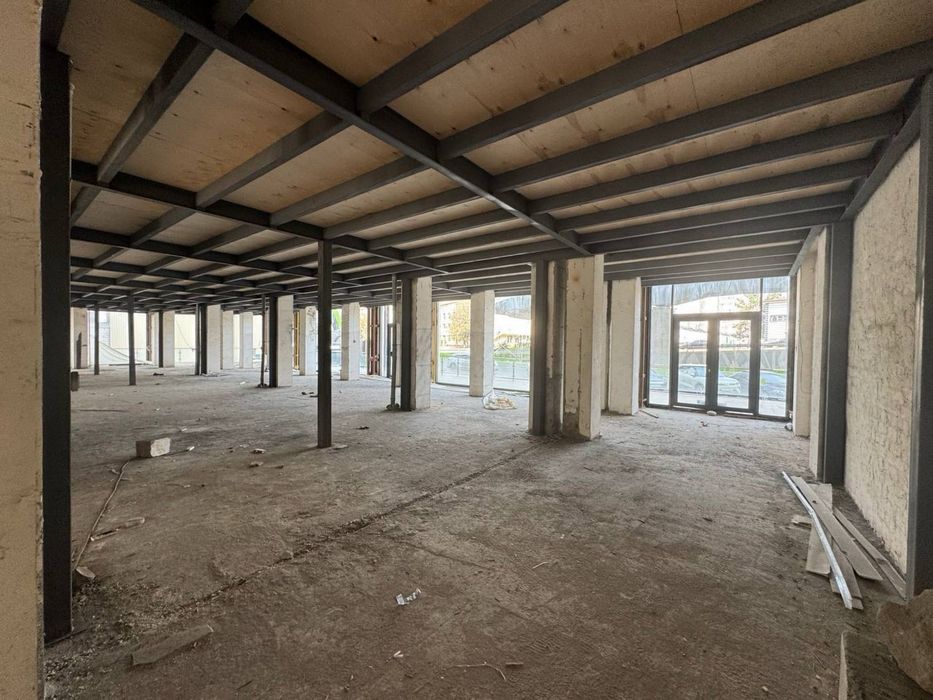 Нежилое помещение Братские могилы 926 кв.м