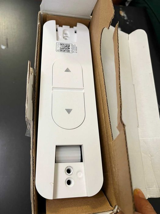 Bandă rulantă Meross Matte, electrică, încastrată (max. 45 kg, 6 m²), acționare rulantă Smart Home cu temporizator automat și control vocal