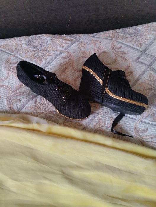 Платье и Туфли продам