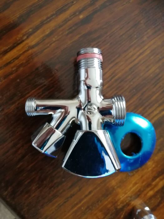 Смесител Ideal и хавлийник