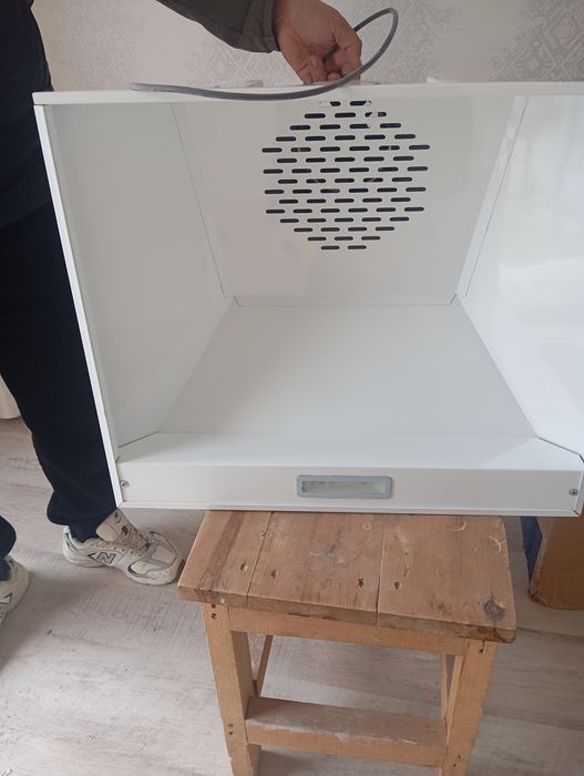 dimaxod,rakovena,gaz plita,vanna yanggi,eshik bir quyib yechilgan