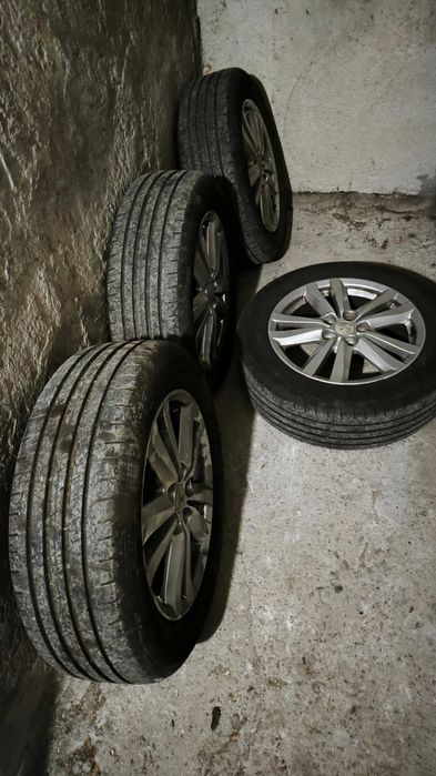 Джанти с гуми за Mitsubishi/Мицубиши