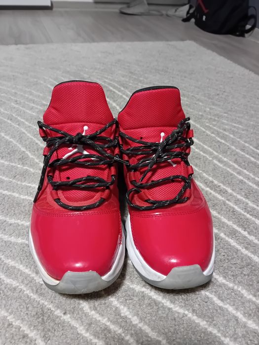 Jordan 11 CMFT low