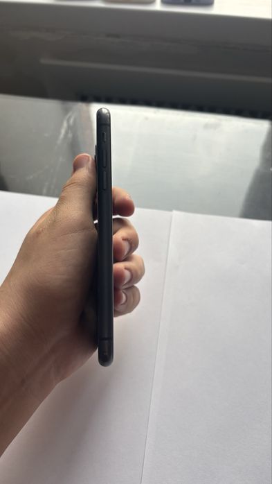 iPhone 11 продается