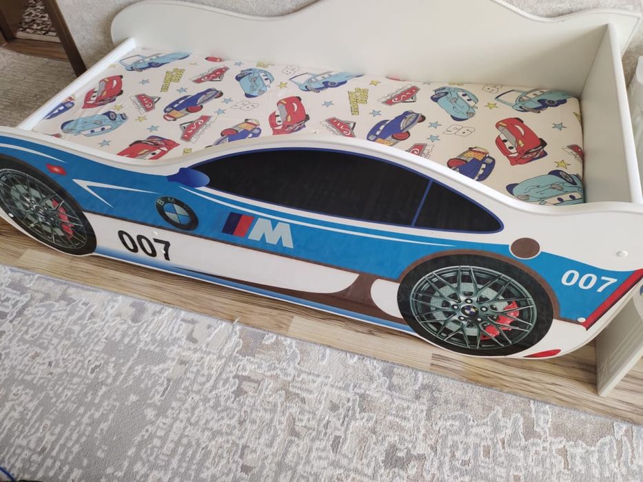 Детские кровати машины