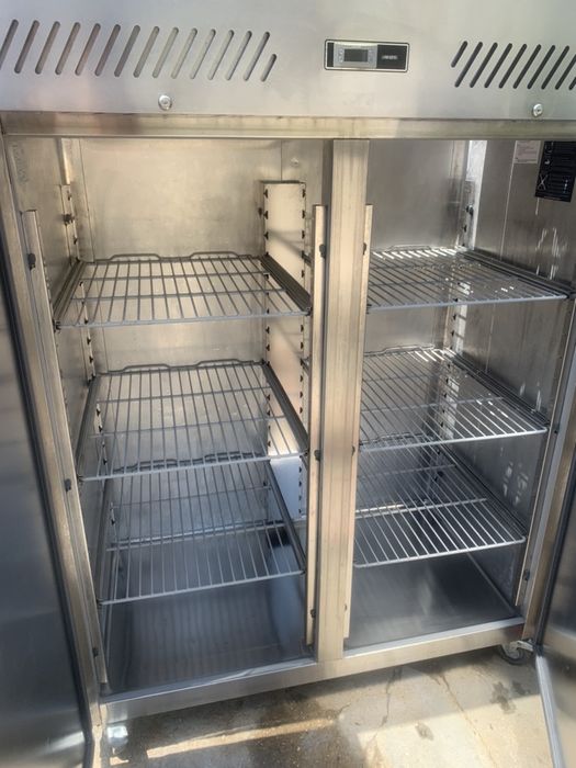 Хладилни шкафове, хладилни маси, шокови замръзители и охладители