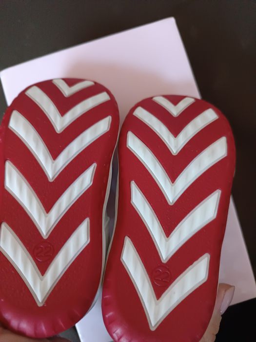 Нови детски сандали