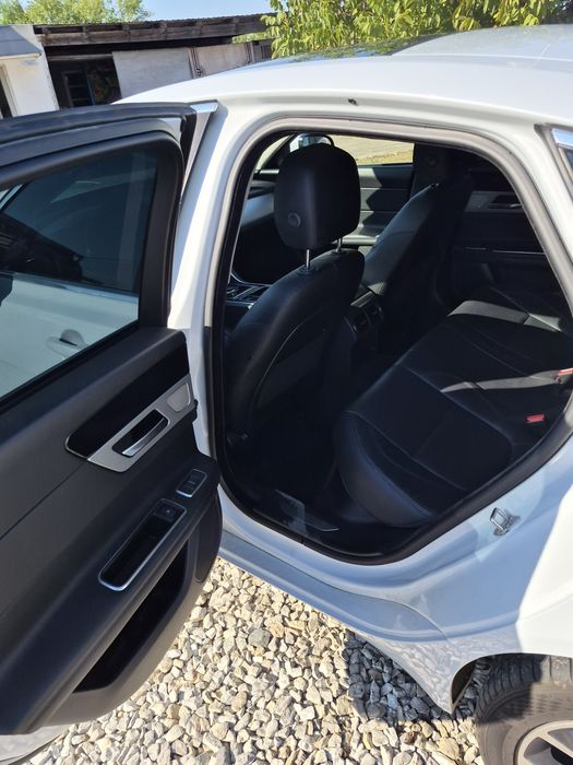 Vând Jaguar XF 3.0diesel