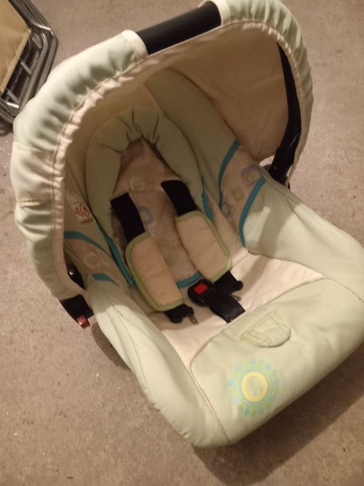 Бебешка кошница, столче