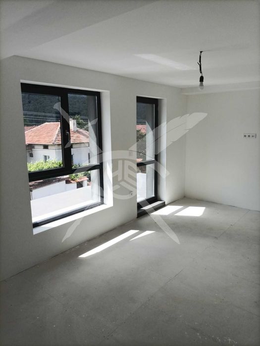 Продава се Къща в с. Радуил, Област София-област - 232 кв.м за 936 €/кв.м - Снимка #7