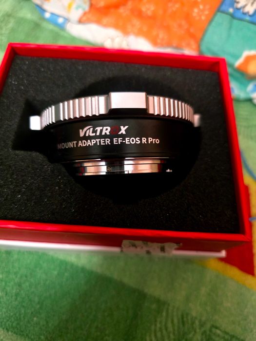 Body,Aparat foto Canon R10, wifi, obiectiv 50 mm adaptor ef-rf.