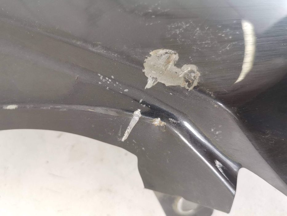 Десен преден калник / Десен преден калник Merc