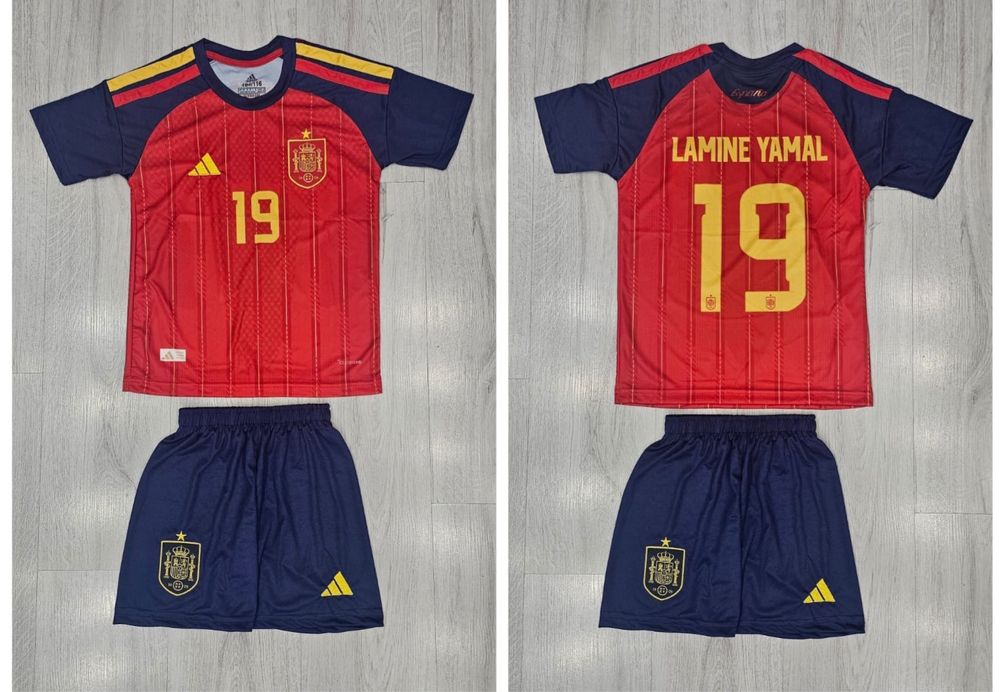 Compleuri fotbal pentru copii