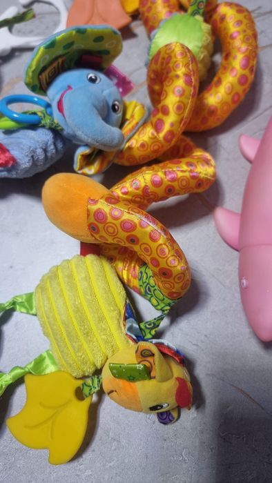 Игрушки для кроватку или коляску