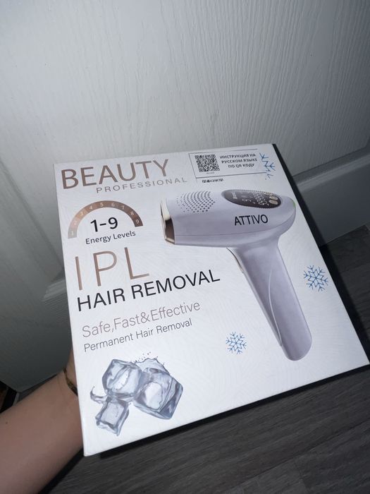 Фотоэпилятор IPL с большим ресурсом вспышек — идеальное состояние.