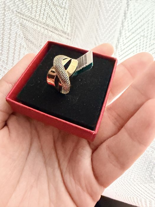 Кольцо золотое..