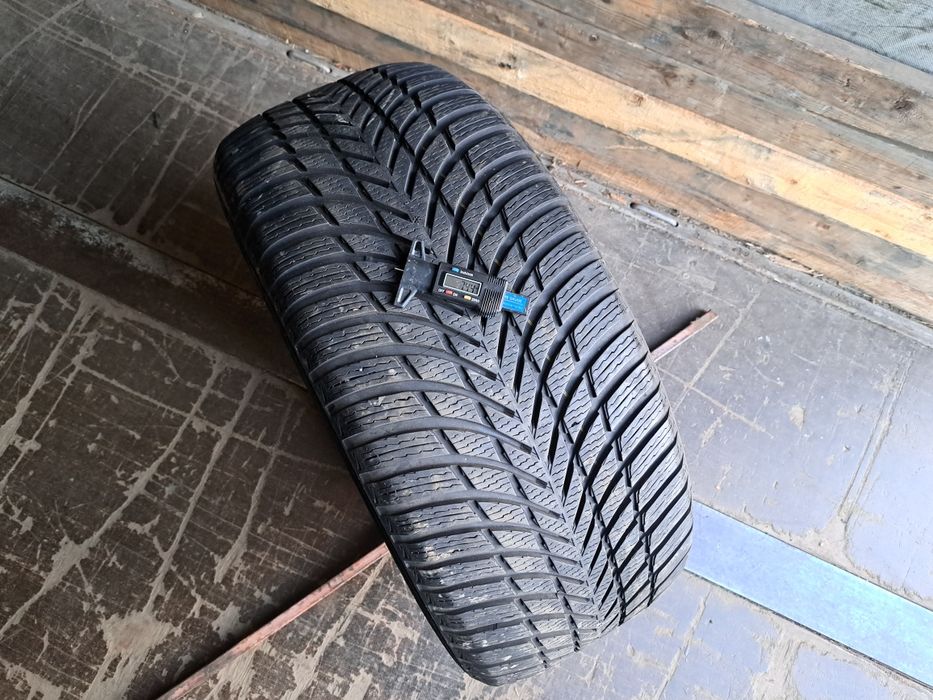 O anvelopa 275/45 R20 Nokian profil 90%(2023)