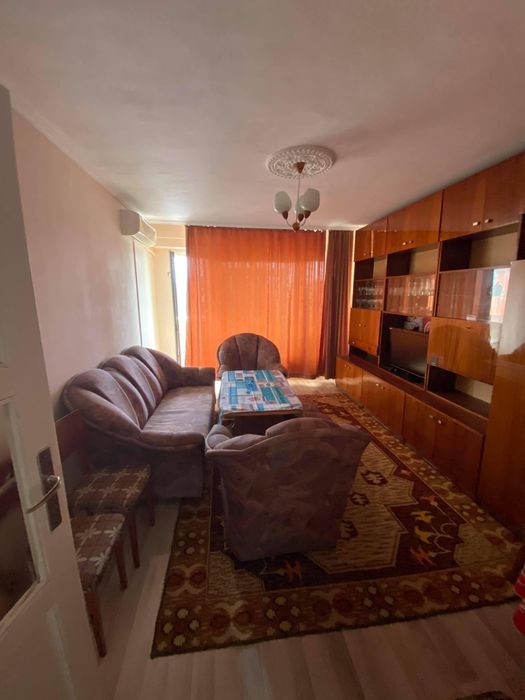 Дава се под наем Двустаен апартамент в Бургас, Славейков - 65 кв.м за 357 € - Снимка #1