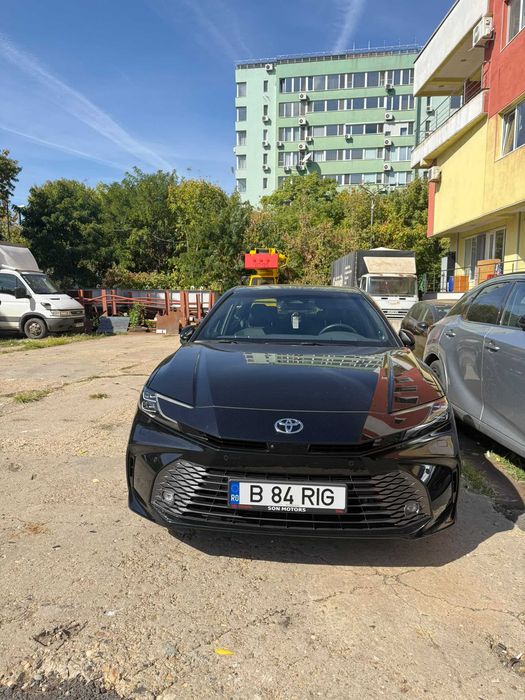 TOYOTA Camry 2025 — imagine 1