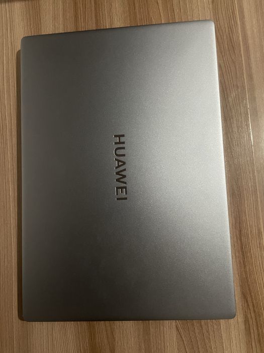 Ноутбук HUAWEI MateBook