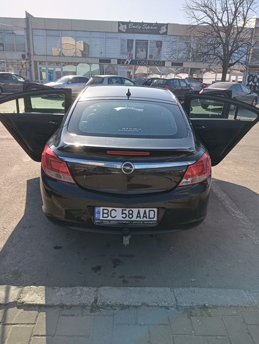 Vand Opel Insignia an fabricație 2010