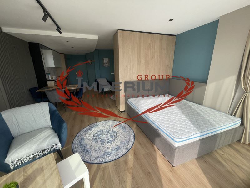 Дава се под наем Едностаен апартамент в Варна, Бриз - 80 кв.м за 612 € - Снимка #2