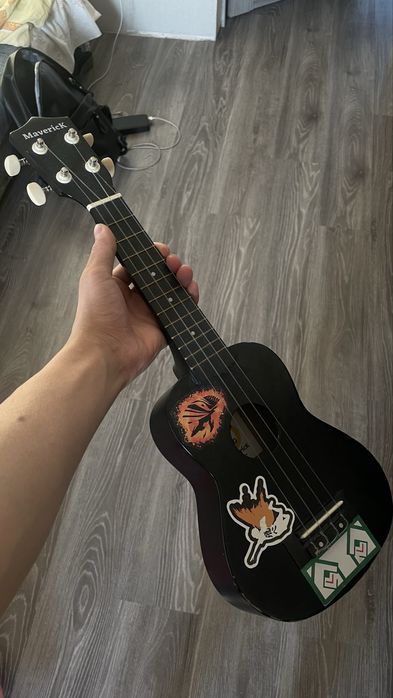 укулеле продам за хорошую цену