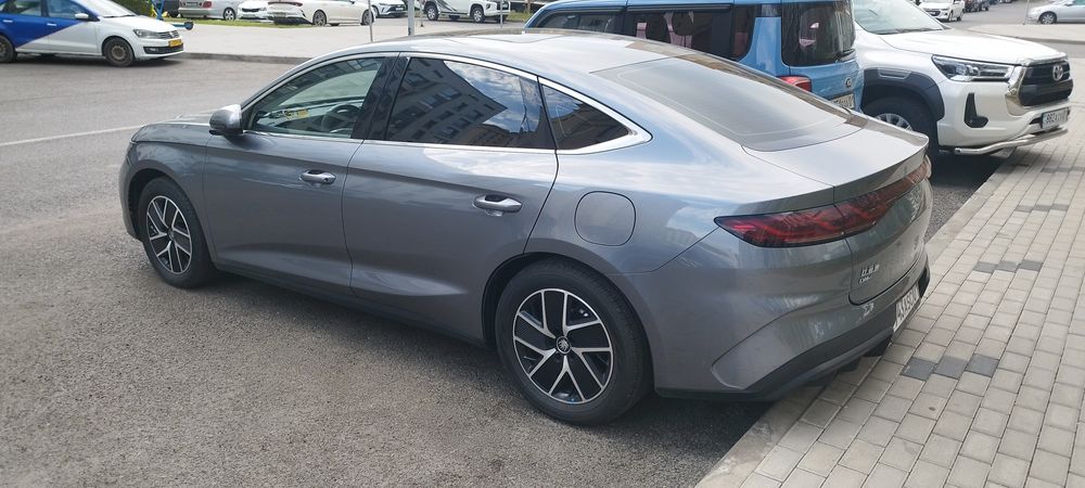 Продам Byd Qin L