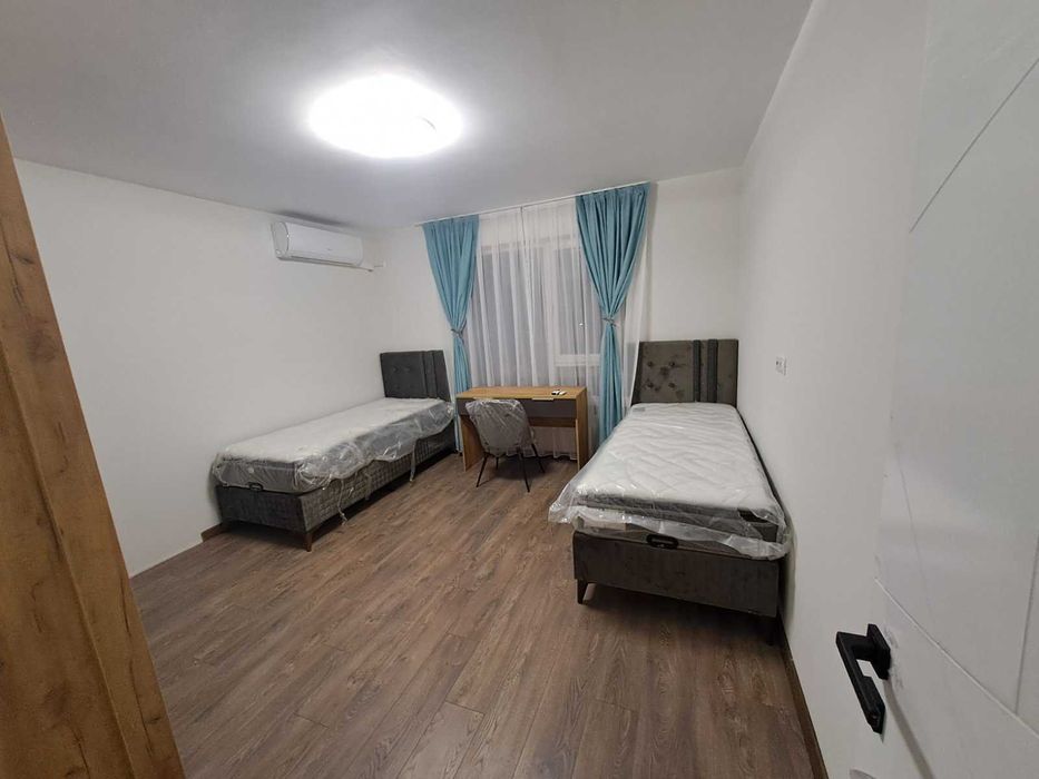 От собственик Нов 116 кв.м. тристаен апартамент с гараж